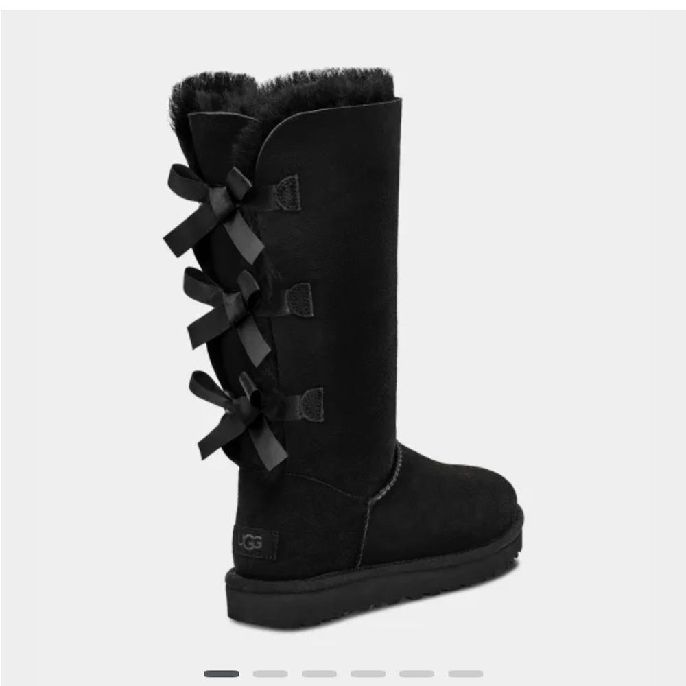 Uggs - Bailey Bow Tall boot ( no box )